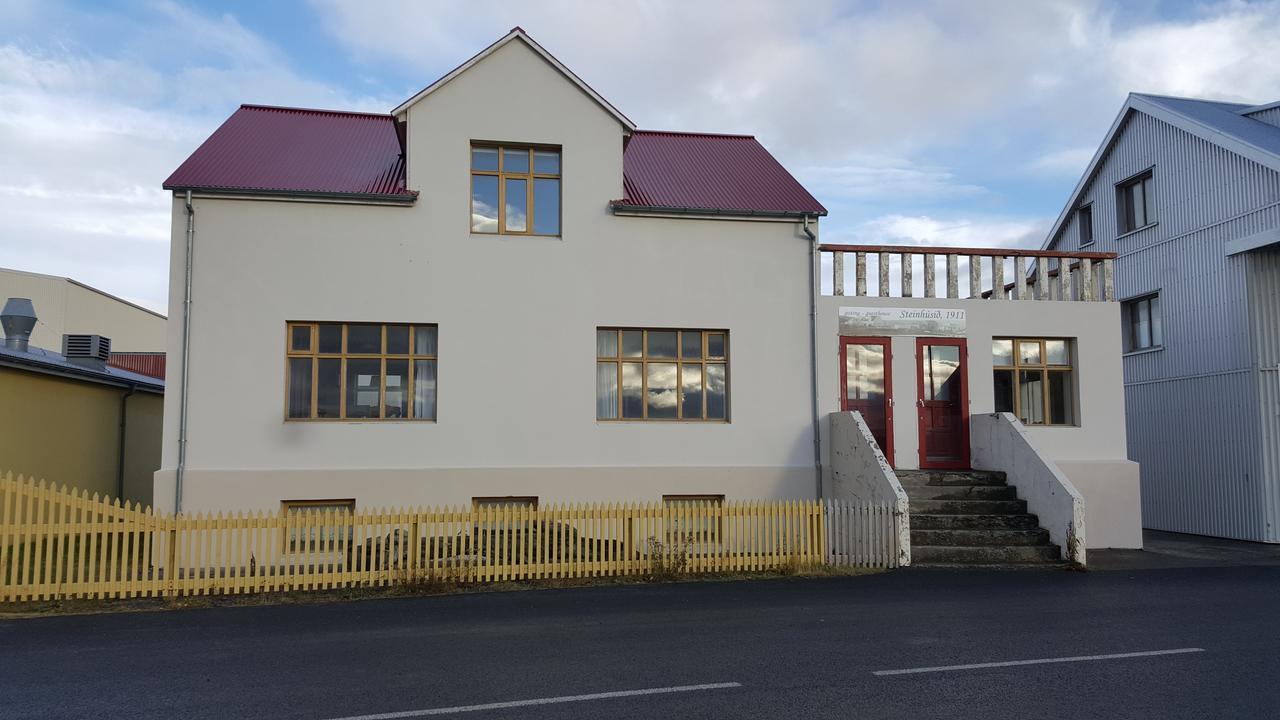 Steinhusith Hotel Holmavik Buitenkant foto